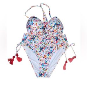 Bikini with tassels. Padded. Top-L bottom-M